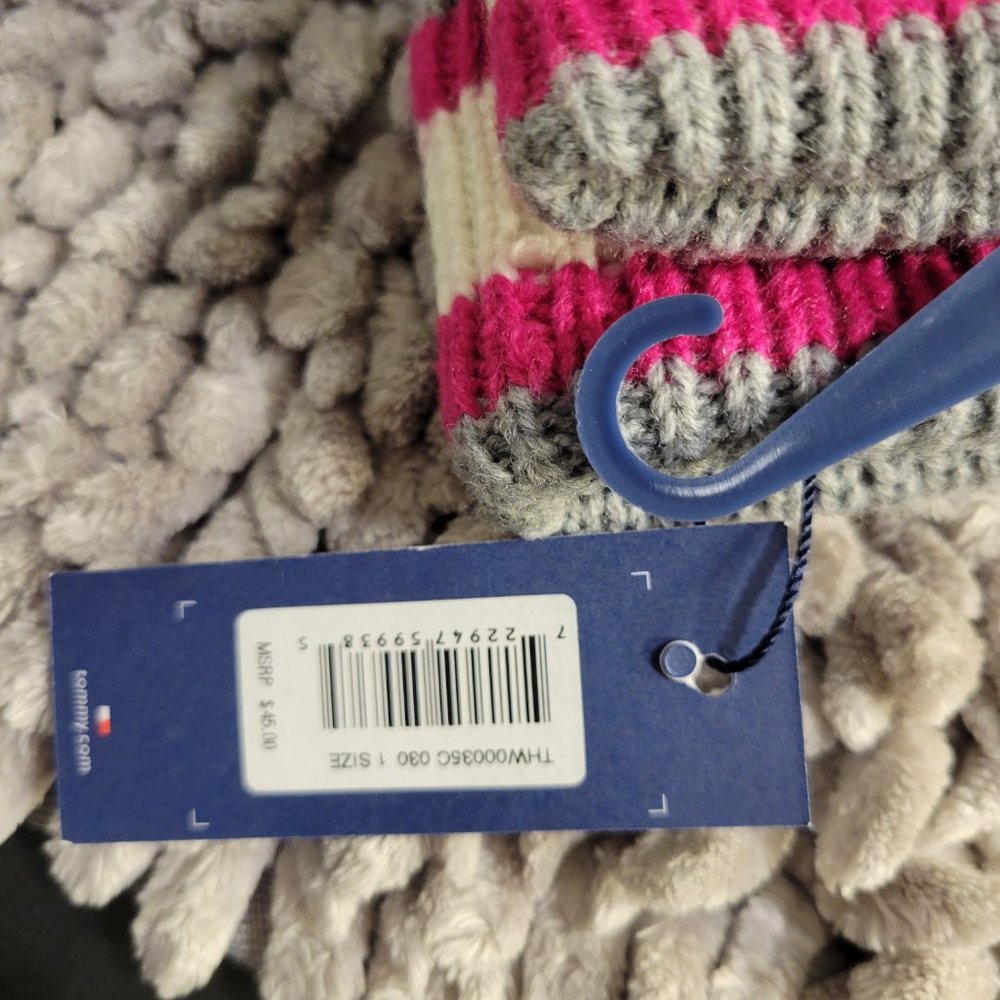 NWT- 3 PIECE SET OF TOMMY HILFIGER WOMENS WINTER KNITS-3 for 1 BUNDLE-NWT - Picture 15 of 15